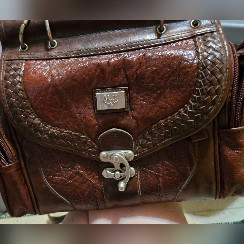 MC Collection Brown Leather Handbag